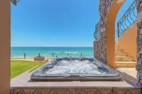 Villa #18:  Luxury 5 Bed/5 Bath Oceanfront Home for 14 Guests.  Renovated 3/26. - 4-Star