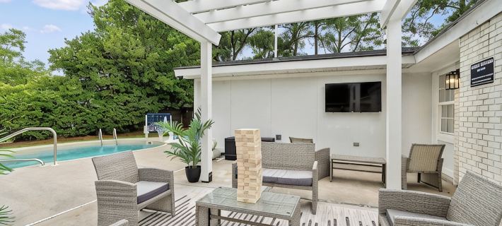 Pool, Fire Pit, Gym, Game Room, 4BR3BA - Near Parris Island/Downtown Beaufort Hotels in Beaufort