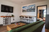 Stylish 2 bed Apt in Exeter - Free parking, Self Check-In! Sleeps 2-4