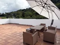 3-Bedroom New Penthouse in Delightful Río Grande with AC, WiFi, Private Terrace. Hotels in Mameyes II