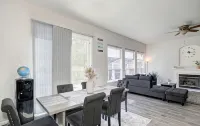 Cozy Single Story Retreat Near Sac Downtown