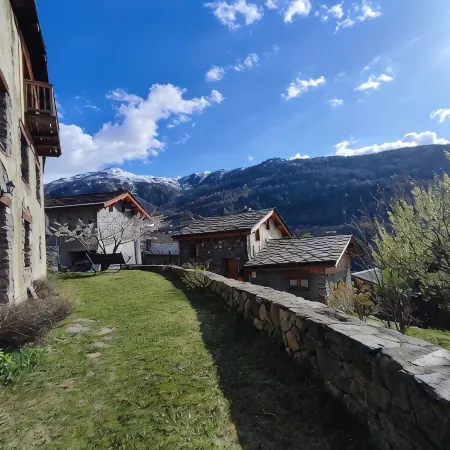 Chalet  de Charme - Sauna & Wood Stove - View of the Summits - Absolute Peace and Quiet