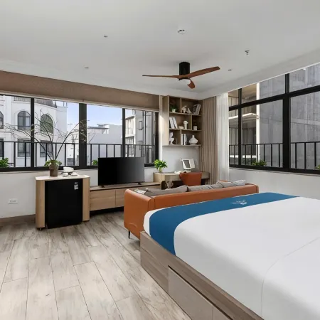 3A Hometel Hanoi Отели рядом с достопримечательностью «Гиалам»