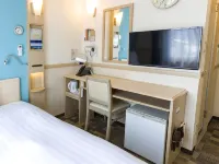 Toyoko Inn Osaka Kadoma-Shi Ekimae Hotels near RACTAB Dome