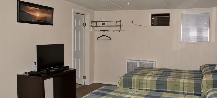 99 Mile Motel Hotels in Cariboo