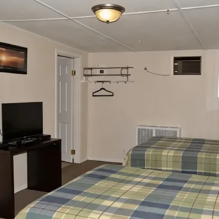 99 Mile Motel