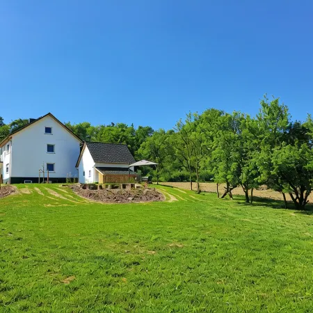 Neu Renovierte Ferienwohnung Mitten in der Natur des Weserberglandes