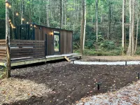 “Glass House2 - Modern Mirror Home w/ Hot-tub - 4 tähden