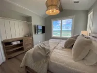 BRAND NEW- Juniper Cottage onLake Michigan! Low bluff, new stairs and beach! - 4-Star