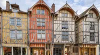 Jolie Maison Style Champenois Hotels in 