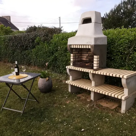 TY Caromel Maison de Bord de mer Avec Jardin Clos Pour 4 à 10 Personnes Отели в г. Кледе