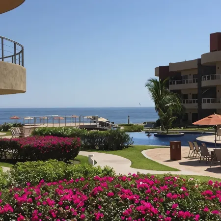 LUXURY 3br BEACH FRONT VACATION PROPERTIES