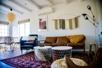 M&L Desert Cottage - 3 miles from the North entrance of Joshua Tree! - Homestays