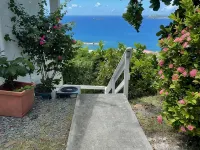 Amazing views and great location - 4 Bedroom Estate Bakekroe in St Thomas Hotels in Southside