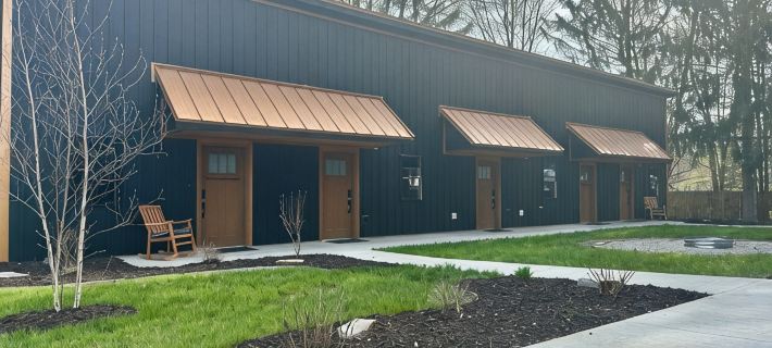 Charming and Cozy Retreat in Newaygo, MI- The Rustic Barn dominium Hotels in Newaygo County