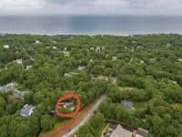 Cape Cod Loft - Near Beaches & Canal Ξενοδοχεία στην πόλη Bourne