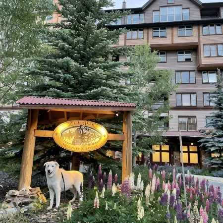Amazing location! TRUE Ski-In/Out @ Winter Park Slopeside ZML. Sleeps 9, 2BR/2BA