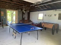 Our 80-Acre Farm, Lake, Nature Trail, Bonfires, Starry Nights  2 Miles Grafton - Wifi