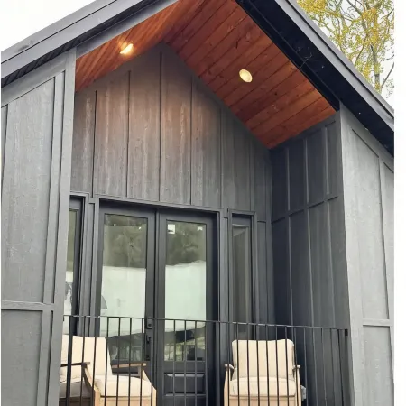 Cottage offering Luxury & Privacy on 80 acres with stocked pond.
