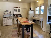 Centrally located historic bungalow, minutes from downtown and Cal Poly Humboldt