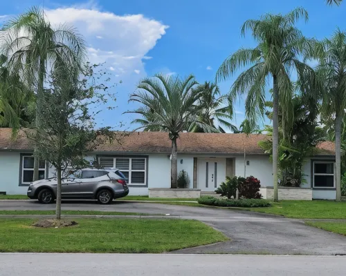 Private Apt Kendall - Near Zoo and Miami D College Hotels in Kendall