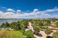 East by Singer and Peanut Island Beaches ~ Traveler's Paradise - 3-Star