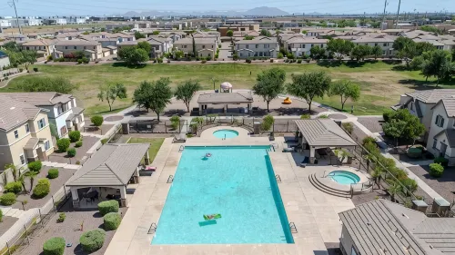 *POOL*HOT TUB*GRILL*KING/QUEEN BEDS*