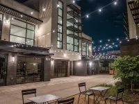 德雷飯店 TopGolf 高爾夫娛樂練習場附近的飯店