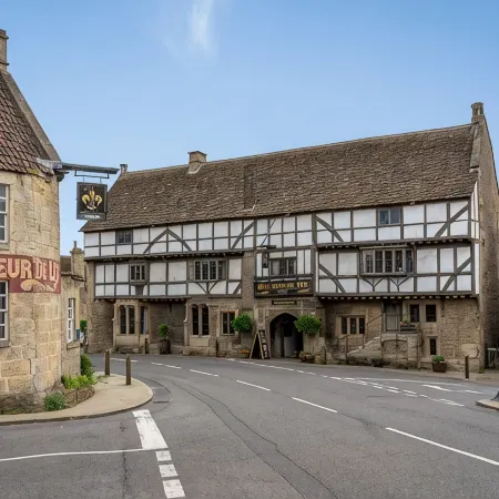 The George Inn & Plaine