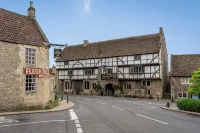 The George Inn & Plaine