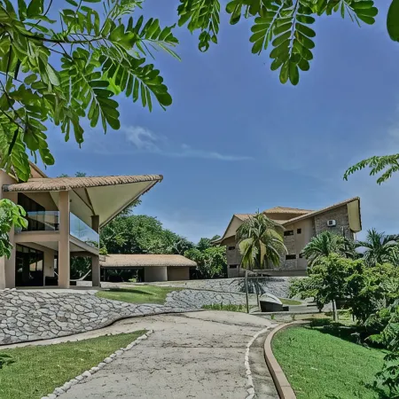 Nammbú Beach Front Bungalows