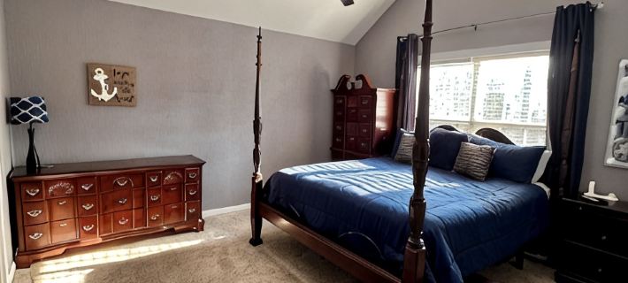 Blackbeard’s Lakefront Bungalow - convenient location with year-round lake views Hotels in Pulaski County