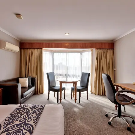 Hume Country Motor Inn