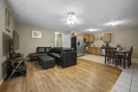Cheerful 2 Bedrooms 2 Full Bathrooms Duplex