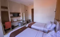 Luxpoint Hotel Surabaya
