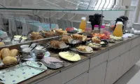 Hotel Rocha's - breakfast