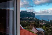 GuestReady - Tranquil Getaway in Madeira - Sea View
