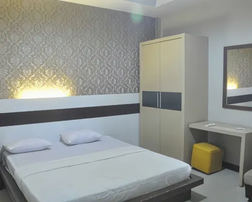 Hotel Indah Kendari โรงแรมในเคนดารี