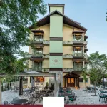 Petit Palais Platres Boutique Hotel - parking
