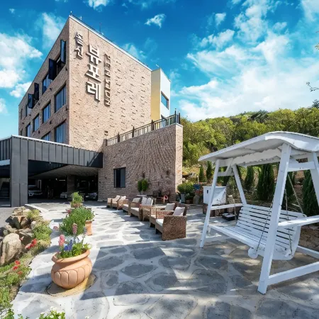Yeosu Viewforespa Pension Отели рядом с достопримечательностью «Кобуксон»