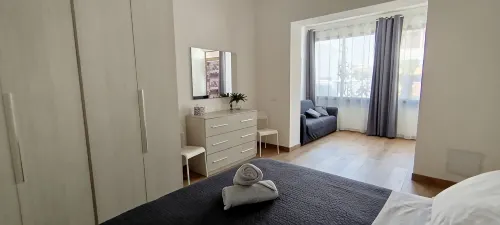 2 minutes from the sea and all services. 9 minutes by car from the airport - 2-Star