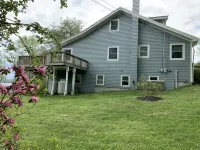 Beautiful house on the Harpswell Peninsula over looking Casco Bay - 4-Star