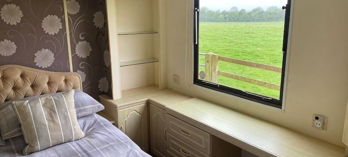 Peaceful Countryside Caravan Near Rhosneigr, Anglesey Hoteles en Holyhead