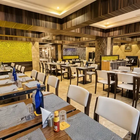 Golden Tulip Kukas Jaipur