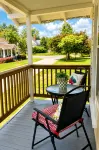 Stay for Gsu Soar • Small Town Charm - Wifi