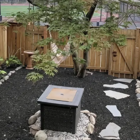 SERENITY IN THE CITY - 5 BR College Ave by F & M