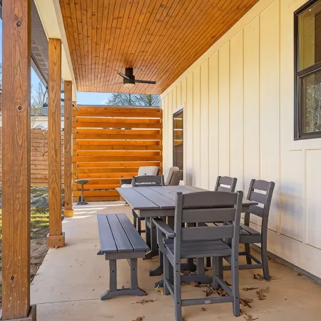 NEW Dream Weaver - 5 min Walk to Main Street!