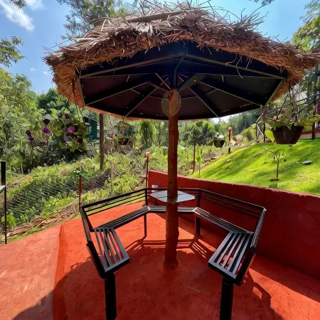 Mannath Private Pool Villas at Vellarimala Отели рядом с достопримечательностью «Водопады Соочипара»