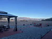 ABQ Home Overlooking Mountain- Near Sandia Tramway + Balloon Fiesta - Jakuzi