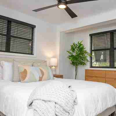 Lakefront Home on Table Rock Lake - Resort Amenties - Views & Relaxation Rooms